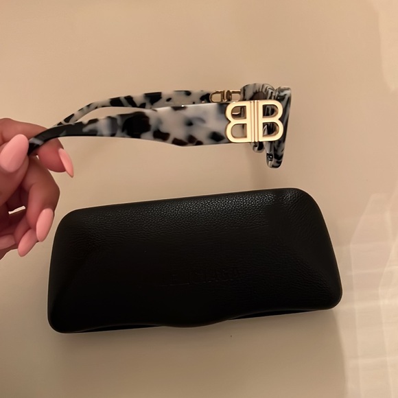 balenciaga women cat eye sunglasses have been worn once main image 5